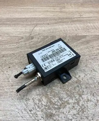 Audi A6 S6 C5 4B Auxiliary heating control unit/module 4D0909509