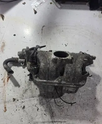 Opel Zafira A Intake manifold 90536060
