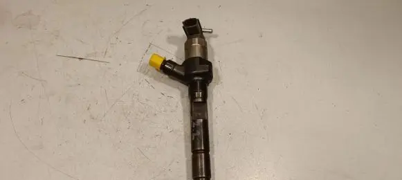 Mazda 6 Fuel injector R2AA13H50