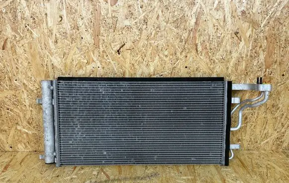 Hyundai i30 A/C cooling radiator (condenser) HC200EDFBB A10633959