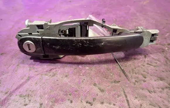Seat Ibiza IV (6J,6P) Front door exterior handle 6Q0837885A