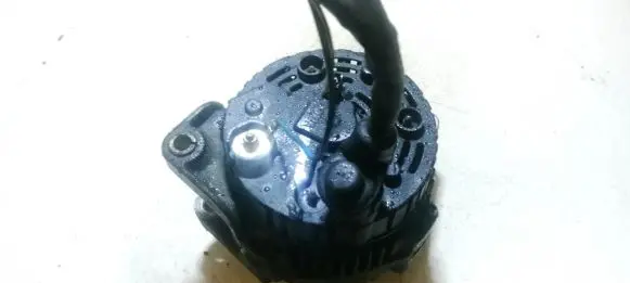Mitsubishi Carisma Generator/alternator 7700424582 2541981b