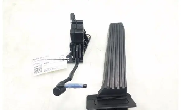 Lexus IS III XE30 Accelerator throttle pedal 7811030141