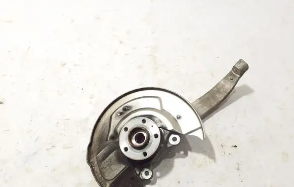 Volvo XC60 Front wheel hub 32298140