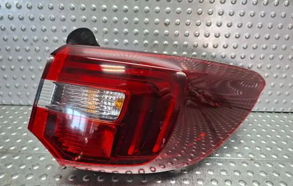 Opel Grandland X Rear/tail lights S27624040 9846766680