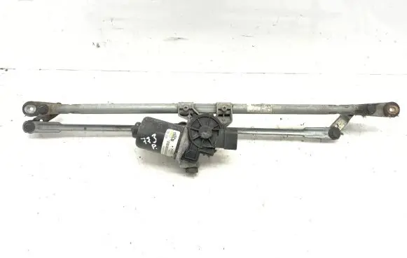 Front wiper linkage and motor