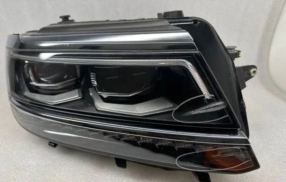 Volkswagen Tiguan Headlight/headlamp 5NB941082A 030110123600