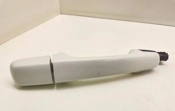 Volvo V50 Front door exterior handle 30663673