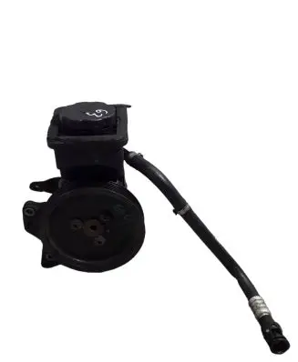 BMW 5 E60 E61 Power steering pump 7693974101