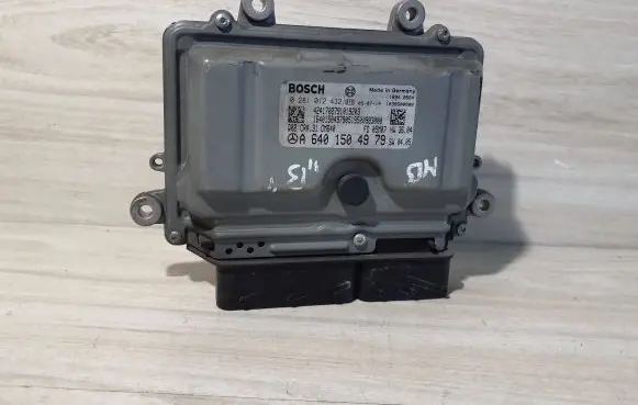 Mercedes-Benz B W245 Engine control unit/module A6401504979 1039S00000 0281012432