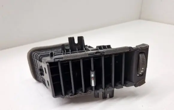 Buick Encore I Dashboard side air vent grill/cover trim 42514220