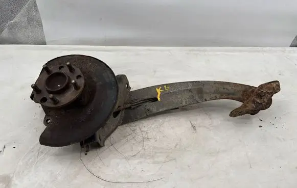 Jaguar X-Type Rear wheel hub