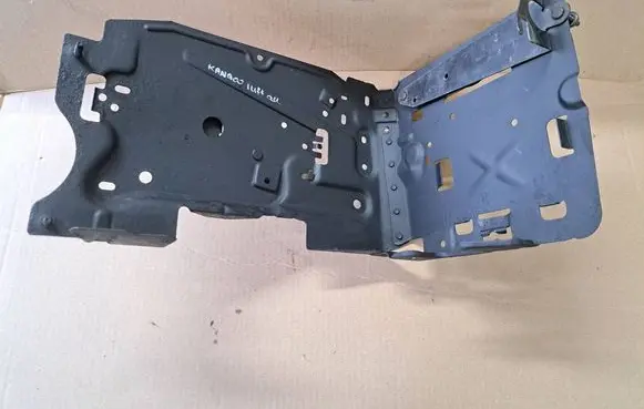 Renault Kangoo I Engine mounting bracket 937963 N65431