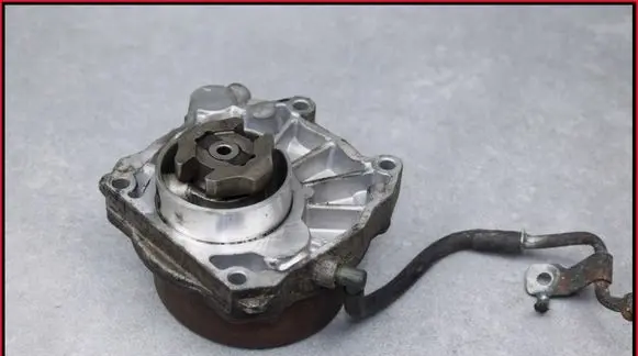 Opel Vectra C Vacuum pump 55188660 72902301E