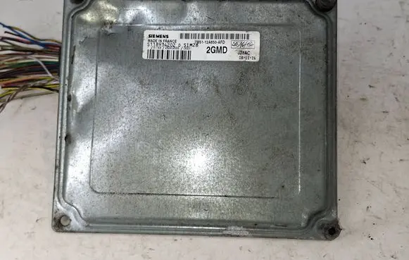 Ford Focus C-MAX Engine control unit/module 7M5112A650AFD S118934202