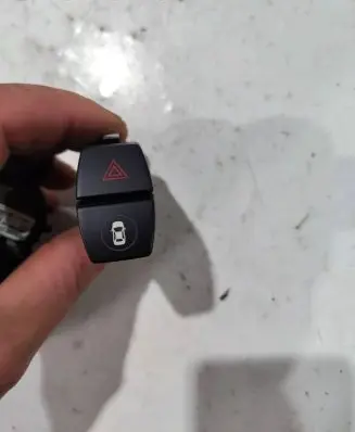 BMW X5 F15 Hazard light switch 9354186 3474020108 2215000228066