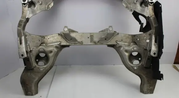 BMW 1 E81 E87 Engine mounting bracket