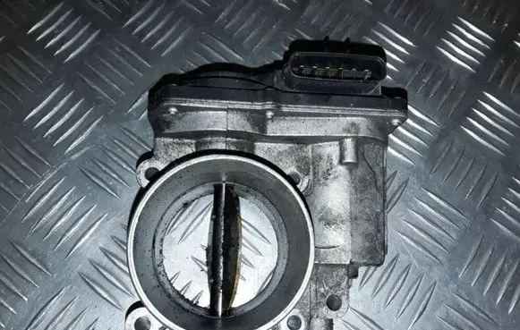 Subaru Outback Throttle valve 16112AA260
