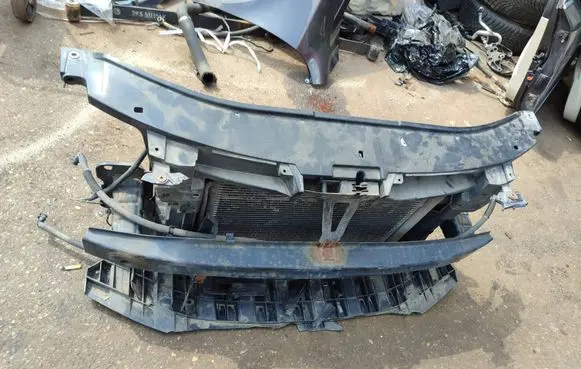 Skoda Superb B6 (3T) Radiator support slam panel 5K0121251F 1K0121207B