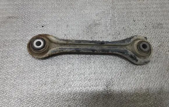 Mercedes-Benz C W203 Rear control arm