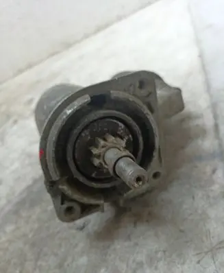 Volkswagen Golf III Starter motor 1005821156 000113001 1074311