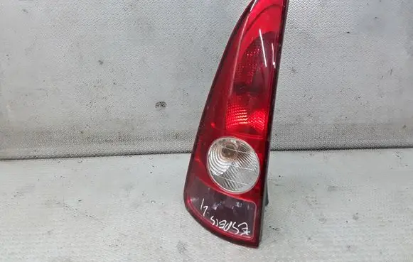 Renault Espace - Grand espace IV Rear/tail lights 8200027158