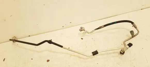 Audi Q3 8U Air conditioning (A/C) pipe/hose 8U0816741E