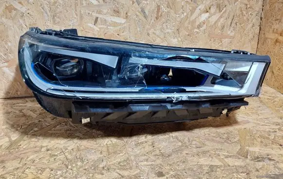 BMW iX Headlight/headlamp 5A3CEA204 3631258
