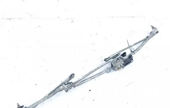 Opel Zafira A Front wiper linkage and motor