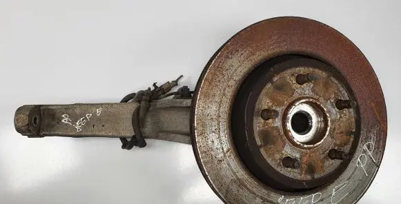Jeep Grand Cherokee (WK) Front wheel hub spindle knuckle
