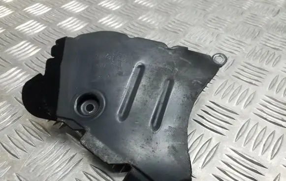Volkswagen Tiguan Timing belt guard (cover) 038109147D