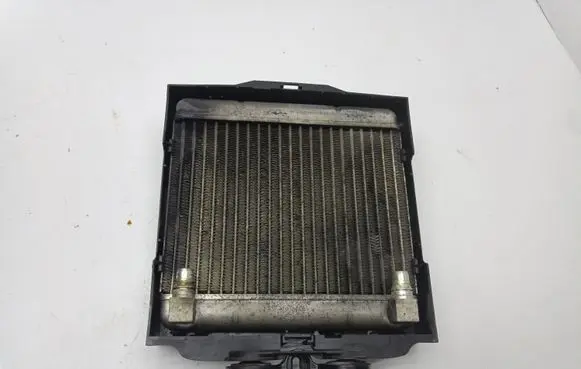 BMW 7 F01 F02 F03 F04 Optional radiator 7572542 P8413002