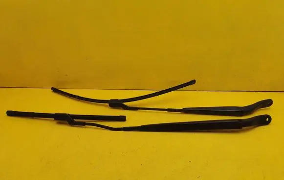 Citroen C4 X Front wiper blade arm 9831204480 9822931680