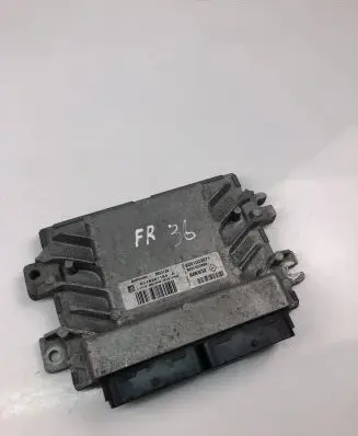 Dacia Sandero Engine control unit/module ECU 8201022671 S118301154A