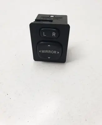 Toyota Verso Wing mirror switch 769746