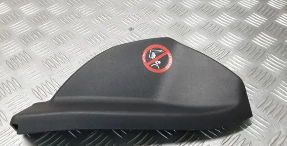 Mercedes-Benz E W212 Dashboard side end trim 2126800407