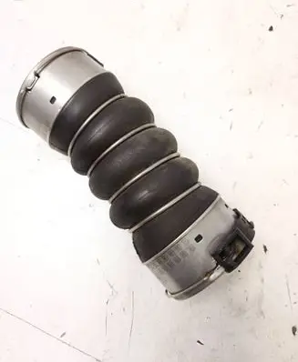BMW 5 F10 F11 Intercooler hose/pipe HC55FBM