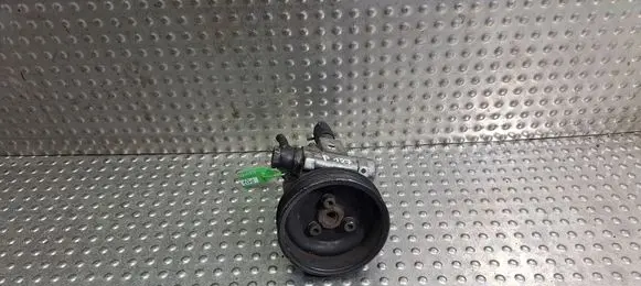 Volkswagen Polo III 6N 6N2 6NF Power steering pump 032145157A