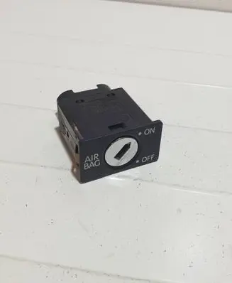 Volkswagen Caddy Passenger airbag on/off switch 1K0919237A