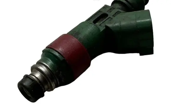 Volvo V70 Fuel injector 9470229
