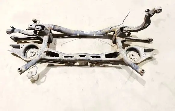 Volkswagen Golf V Rear subframe 