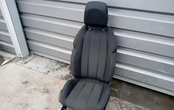 Peugeot 508 Front passenger seat 