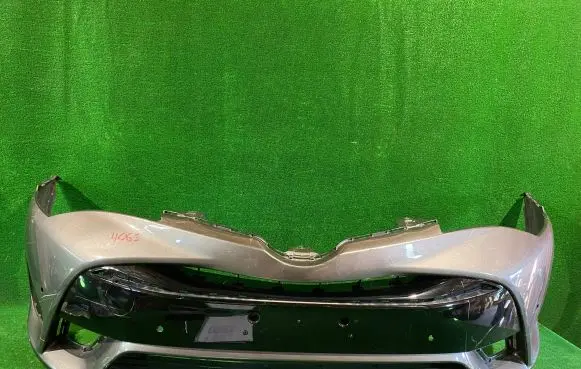 Toyota Avensis T270 Front bumper