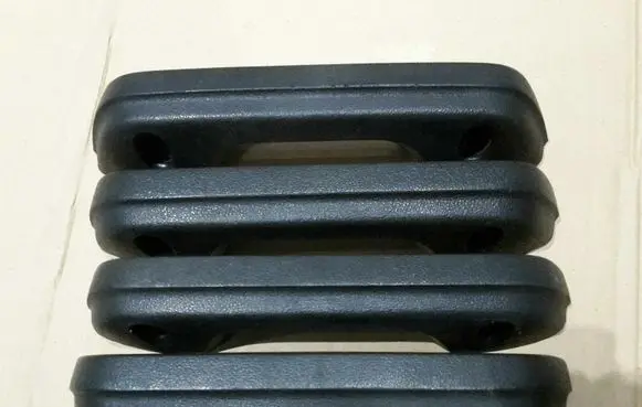 Volkswagen Jetta I Front door interior handle 113867171F
