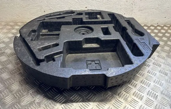 Nissan Qashqai Glove box in trunk 849A74EA1C