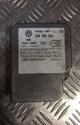 Seat Alhambra (Mk2) Airbag control unit/module 6q0909605