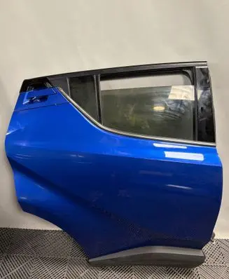 Toyota C-HR I Rear door 