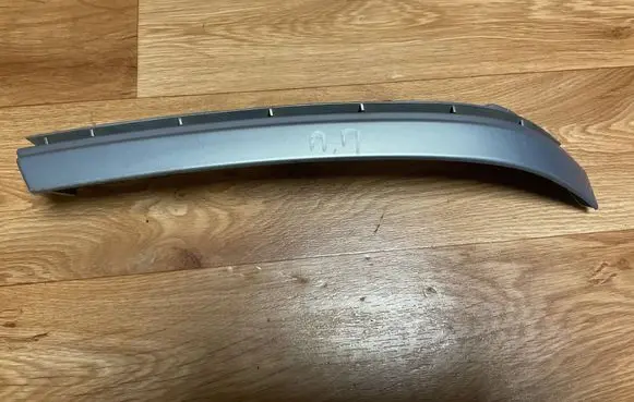 Opel Zafira A Under headlight/headlamp trim 90580652