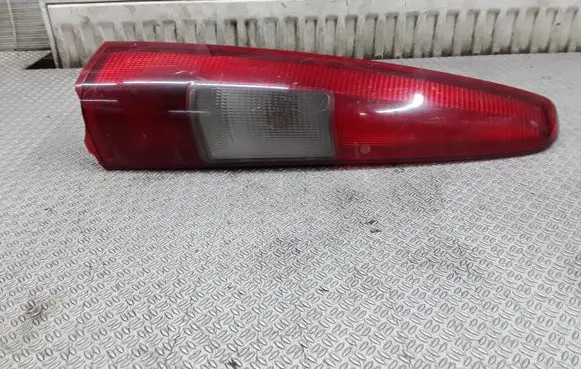 Volvo S70 V70 V70 XC Rear/tail lights 9157799