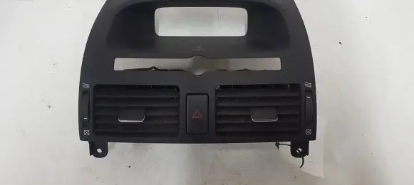 Toyota Avensis T250 Dash center air vent grill
